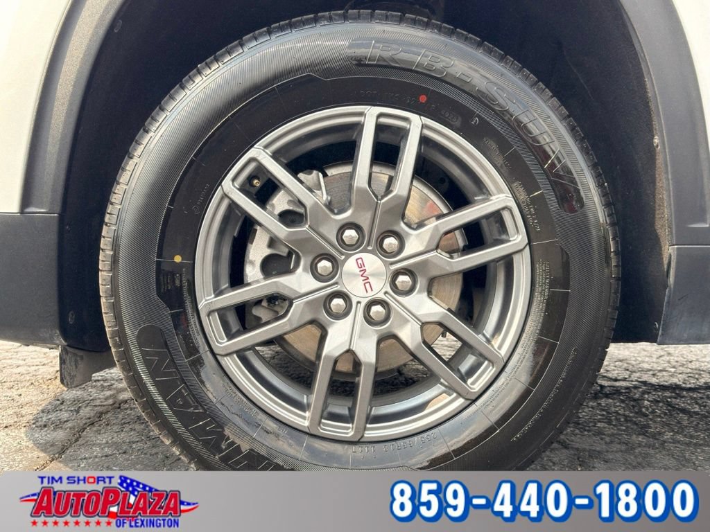 Used 2025 GMC Acadia Elevation FWD image 6