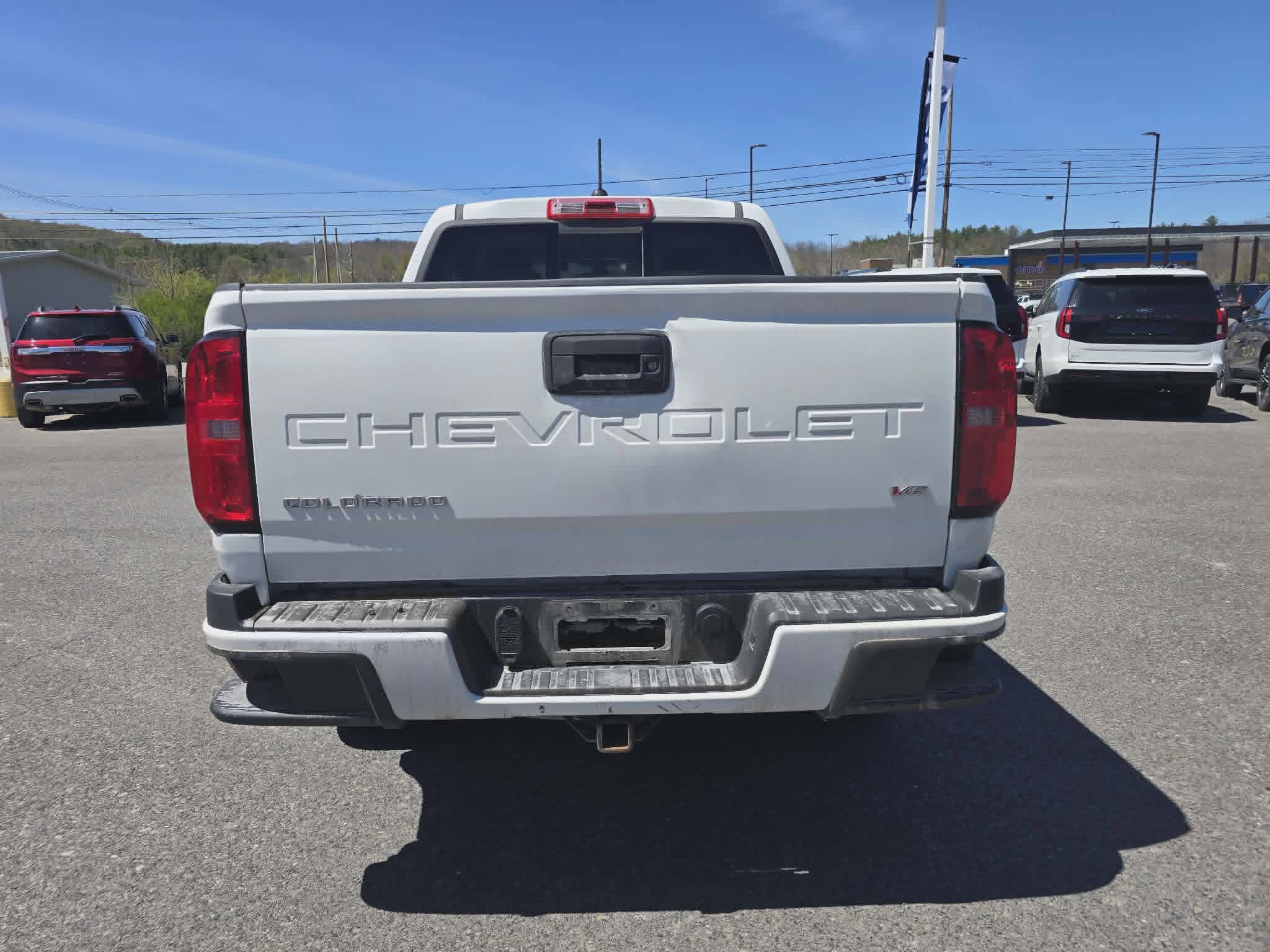 Used 2022 Chevrolet Colorado LT w/ LT Convenience Package AWD/4WD image 4