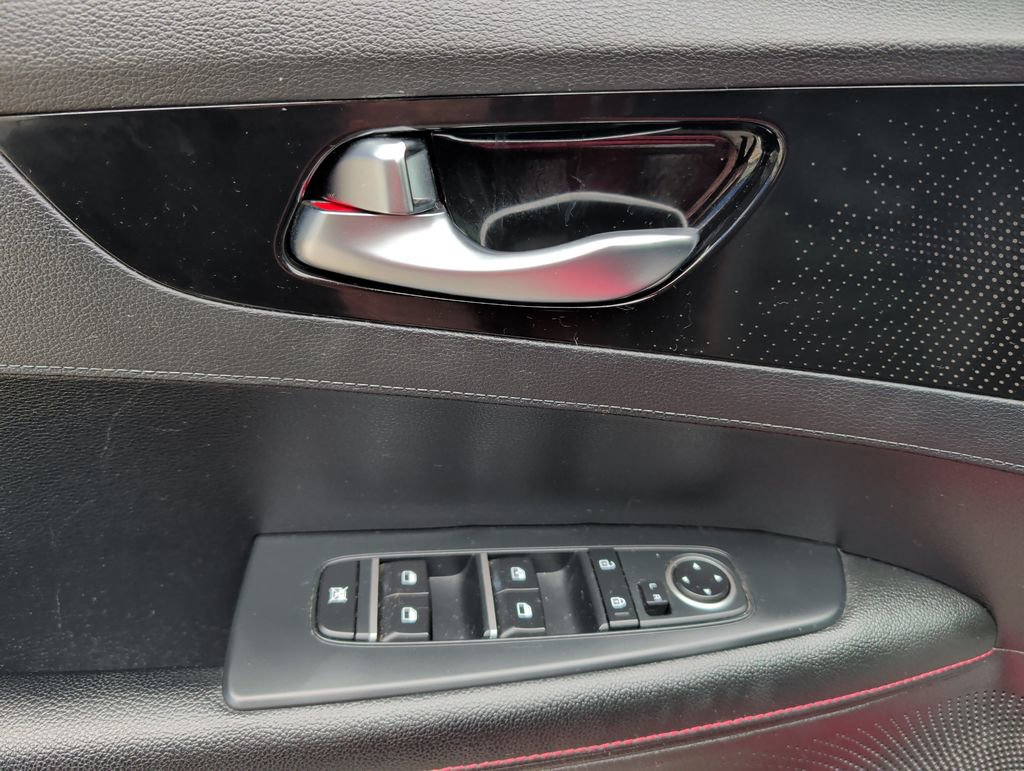 Used 2021 Kia Forte GT w/ GT2 Package image 10