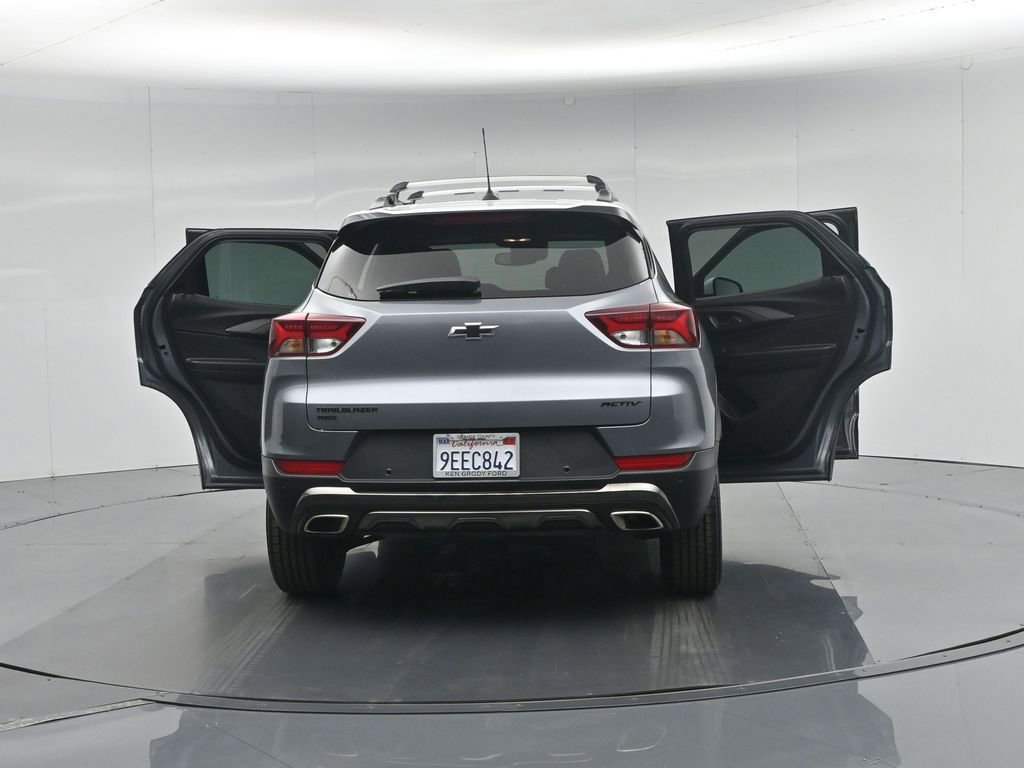 Used 2021 Chevrolet TrailBlazer ACTIV w/ Technology Package image 34