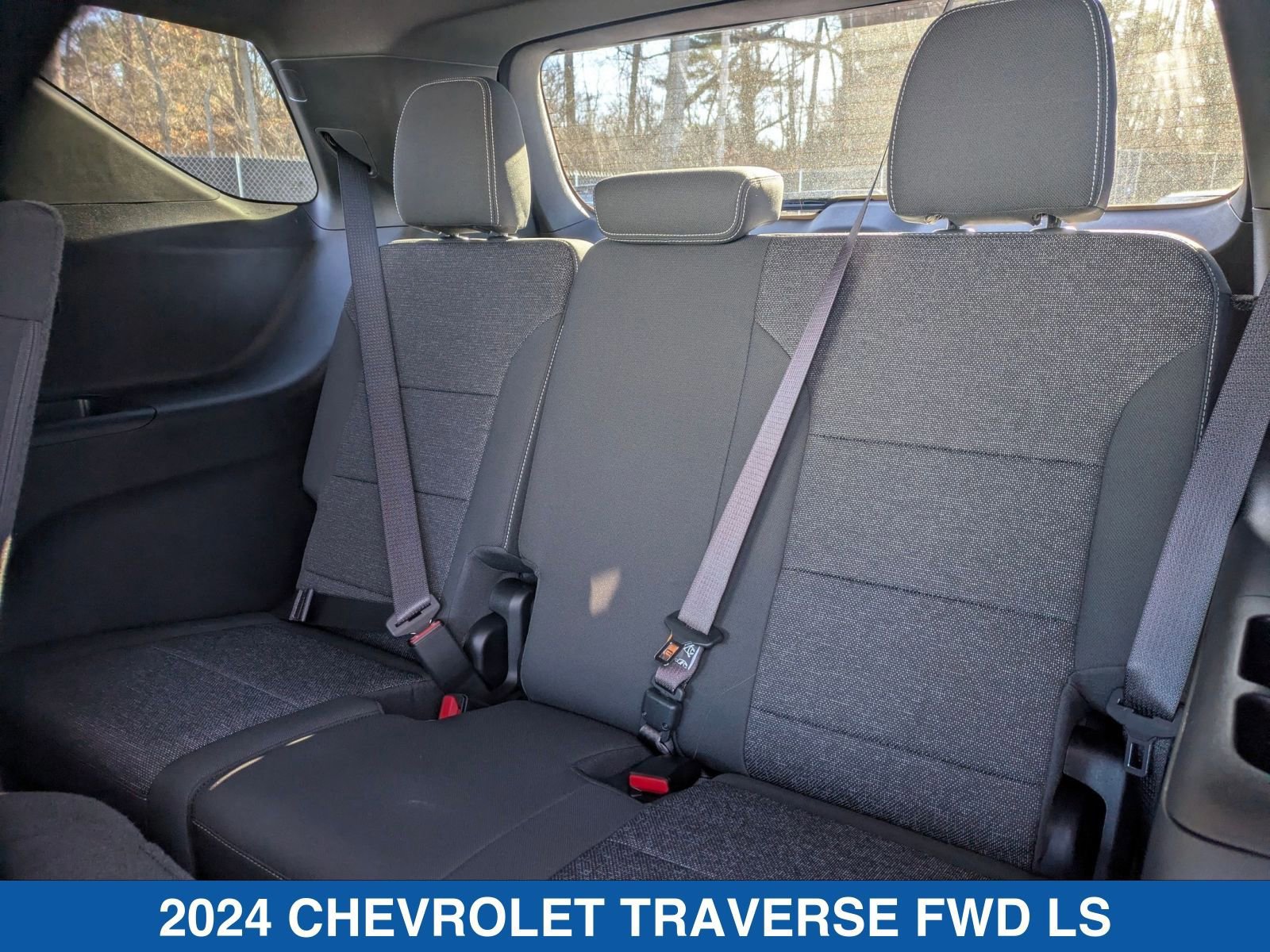 Used 2024 Chevrolet Traverse LS image 36