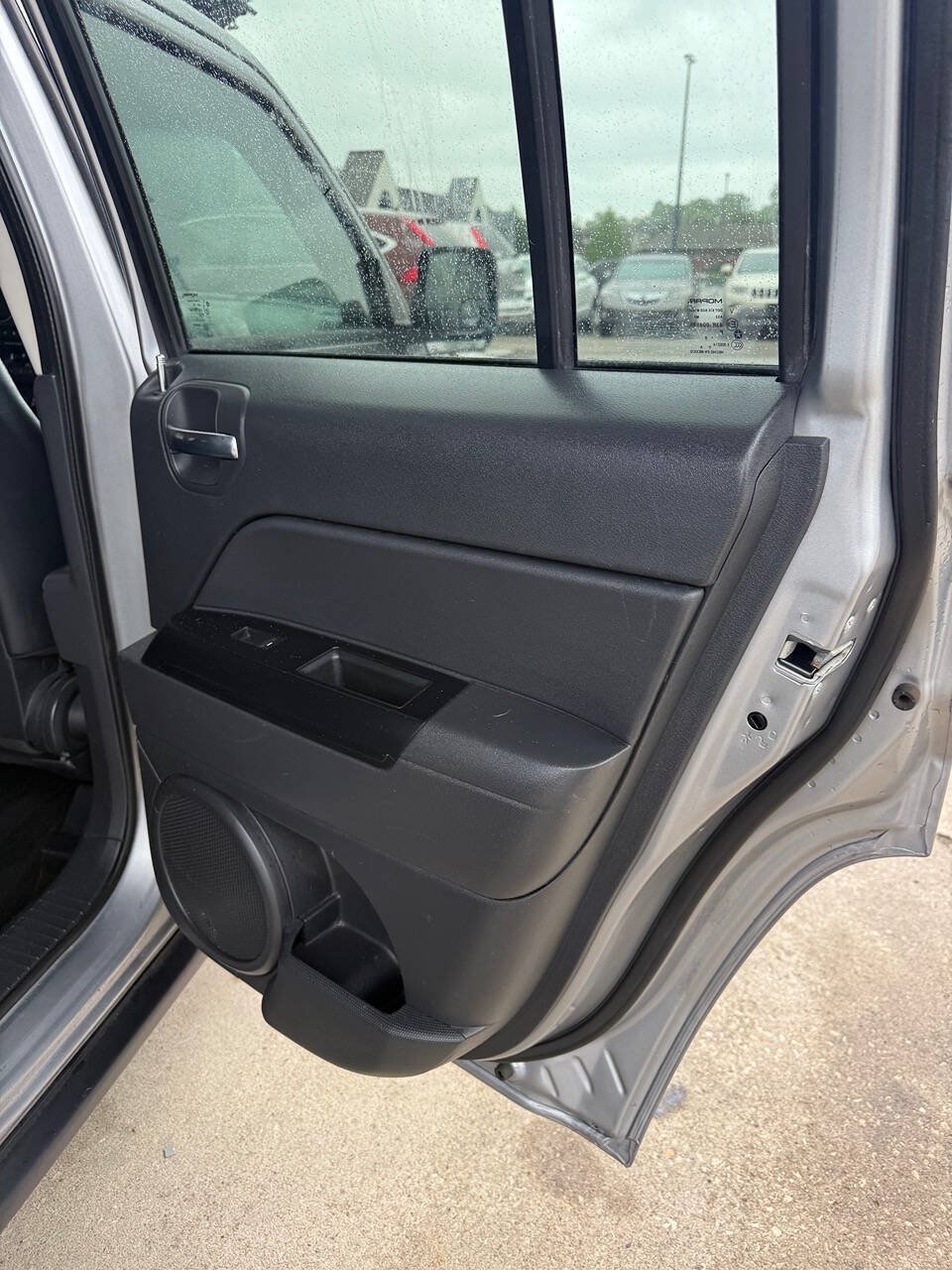 Used 2017 Jeep Patriot 75th Anniversary w/ Power Value Group FWD image 10