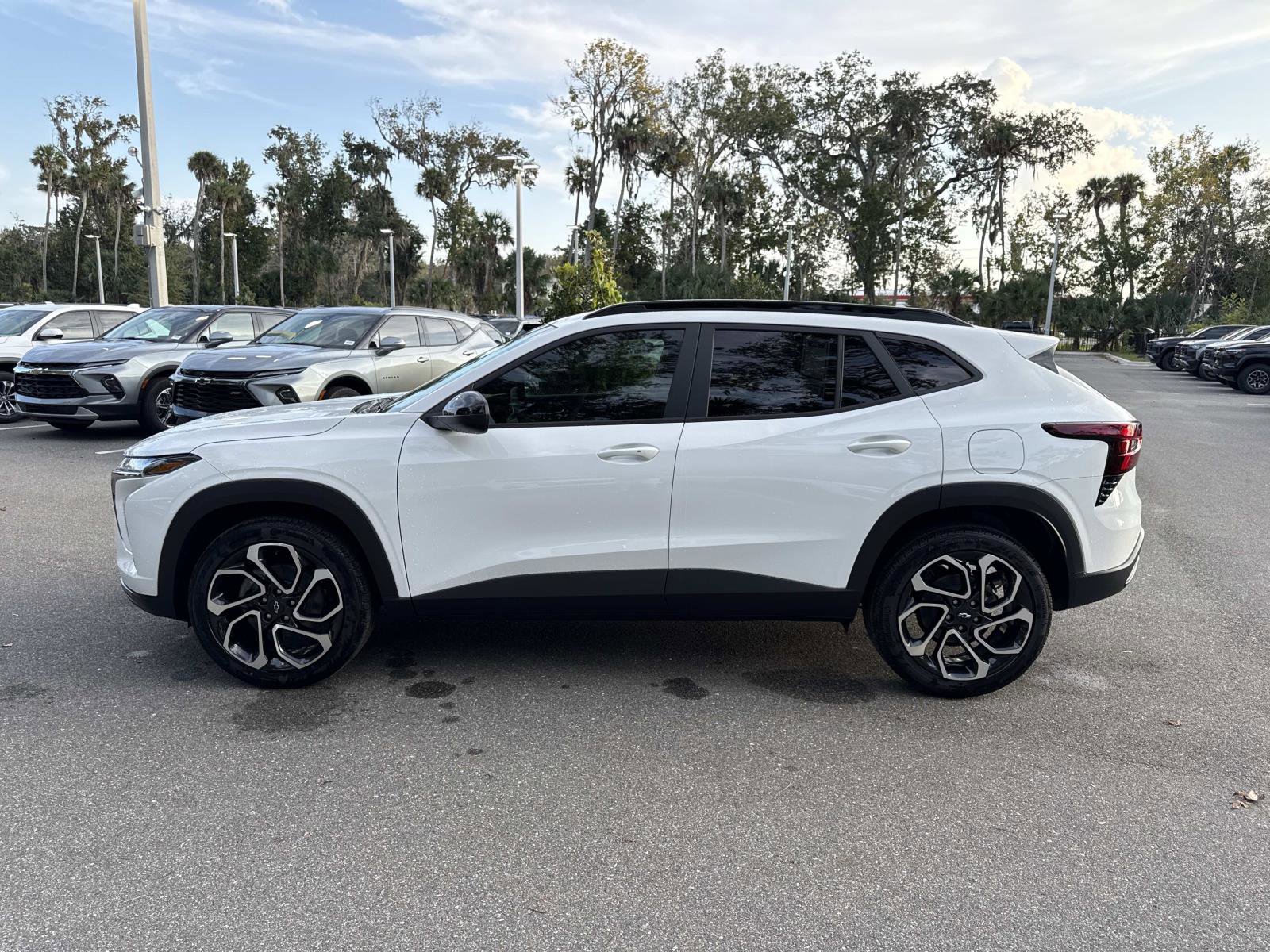 New 2026 Chevrolet Trax RS w/ Sunroof Package image 6