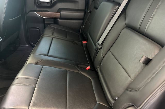 Used 2020 Chevrolet Silverado 1500 High Country w/ Technology Package AWD/4WD image 12