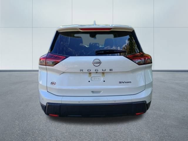 Used 2024 Nissan Rogue SV image 4