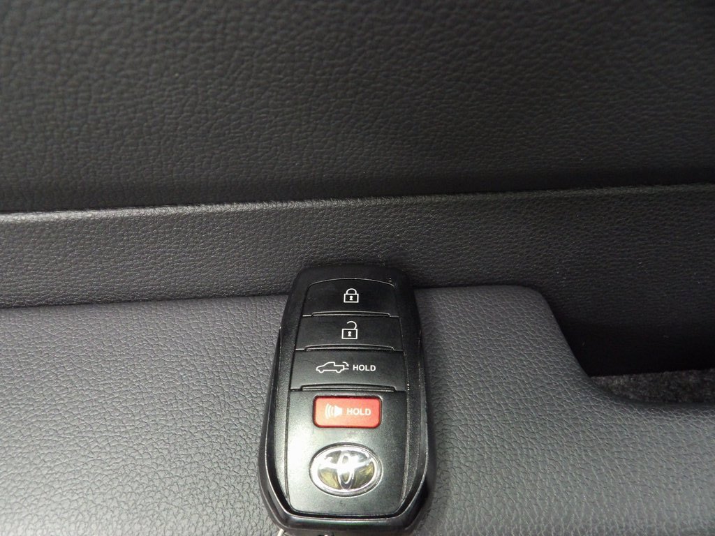 Used 2024 Toyota Tundra Limited image 60