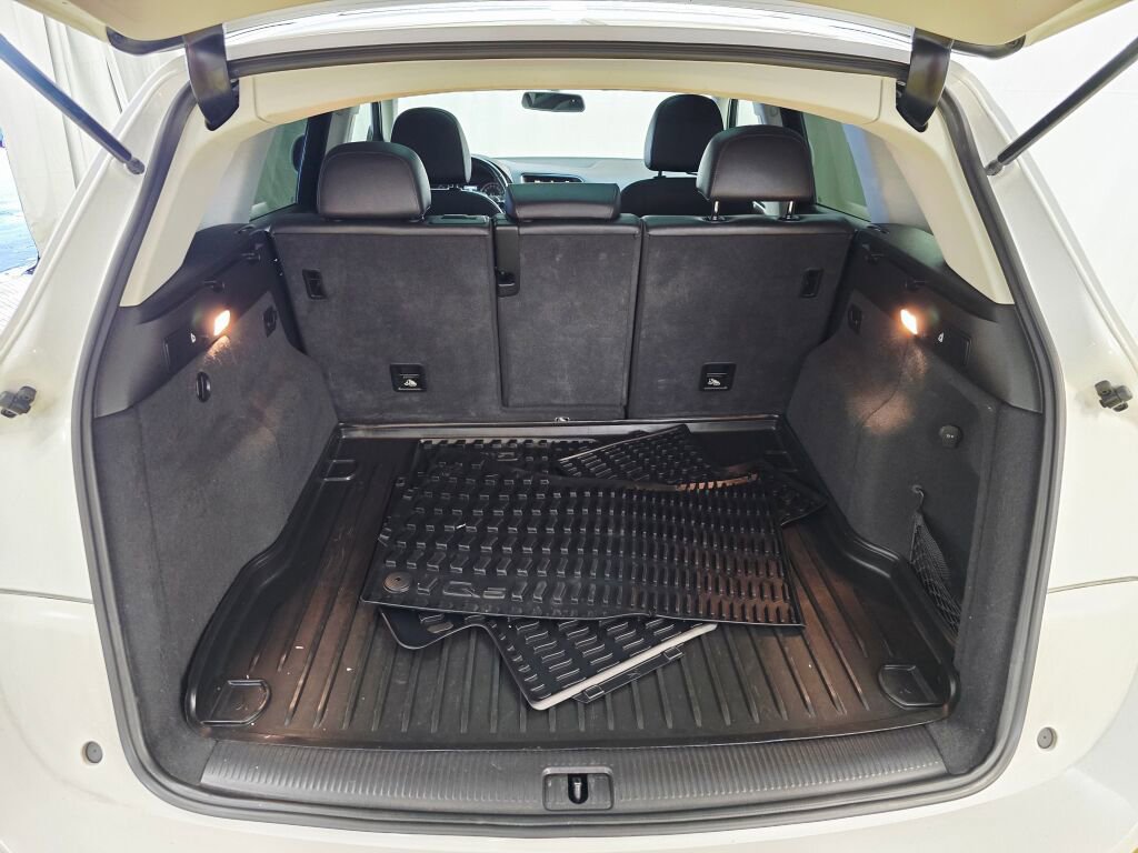 Used 2015 Audi Q5 2.0T Premium image 16