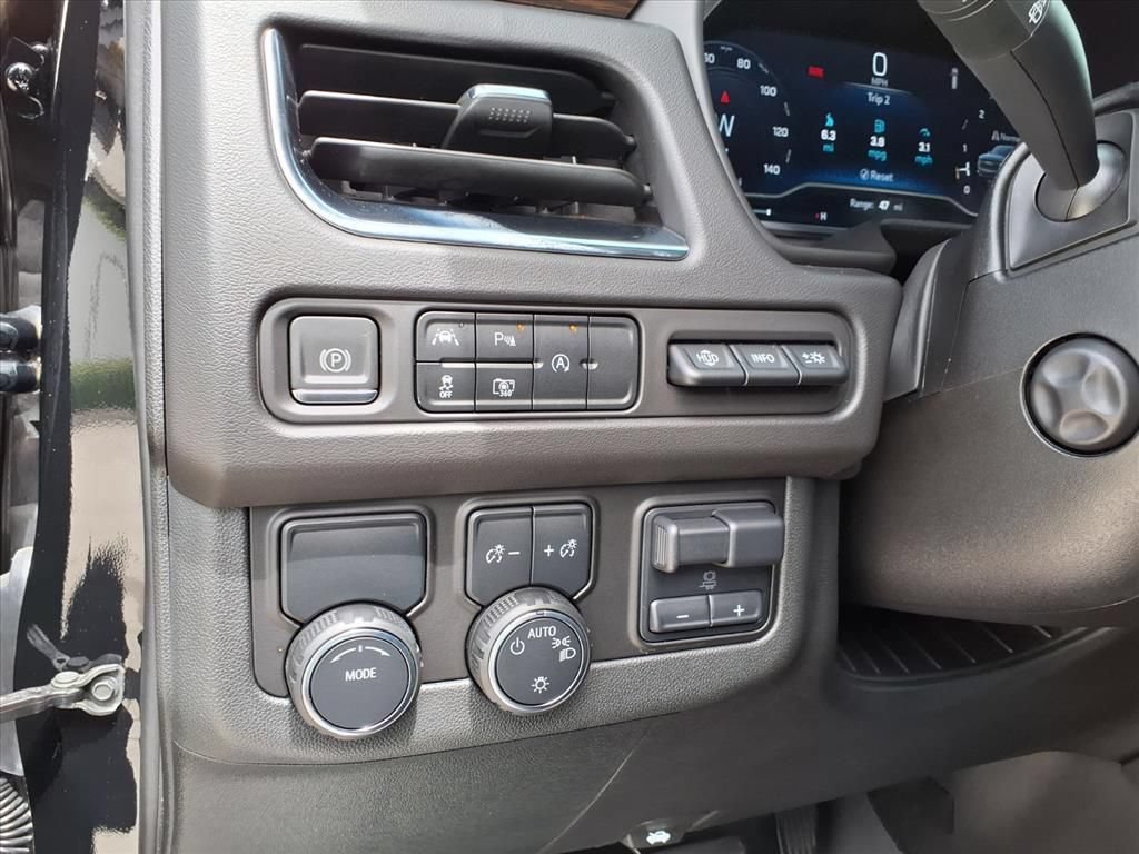 Used 2024 Chevrolet Tahoe Premier RWD image 21