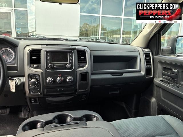 Used 2017 RAM 1500 Express AWD/4WD image 13