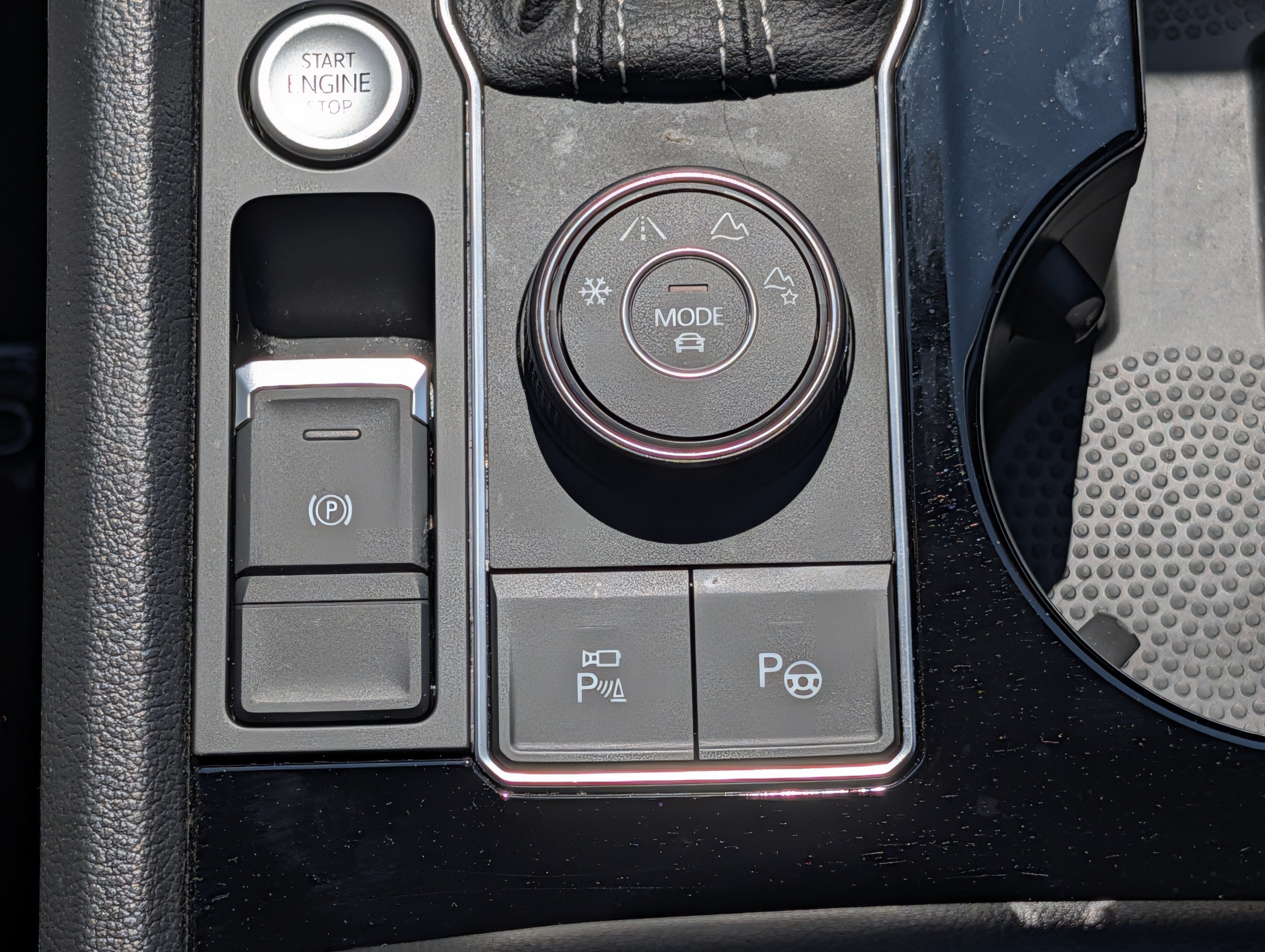 Certified 2023 Volkswagen Atlas SEL Premium AWD/4WD image 29