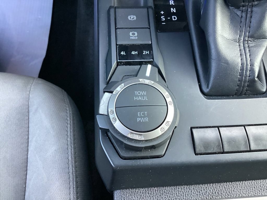 Used 2024 Toyota Tacoma SR5 AWD/4WD image 26