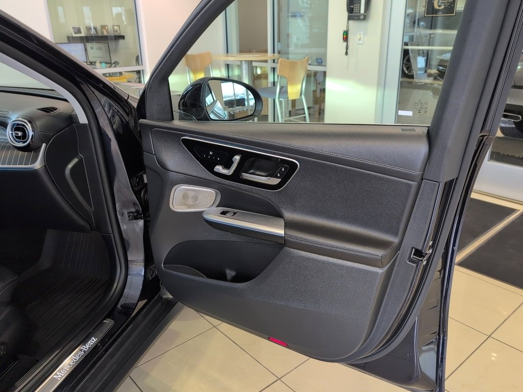 Used 2023 Mercedes-Benz GLC 300 4MATIC image 52