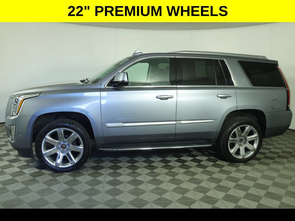 Certified 2020 Cadillac Escalade Luxury AWD/4WD image 8