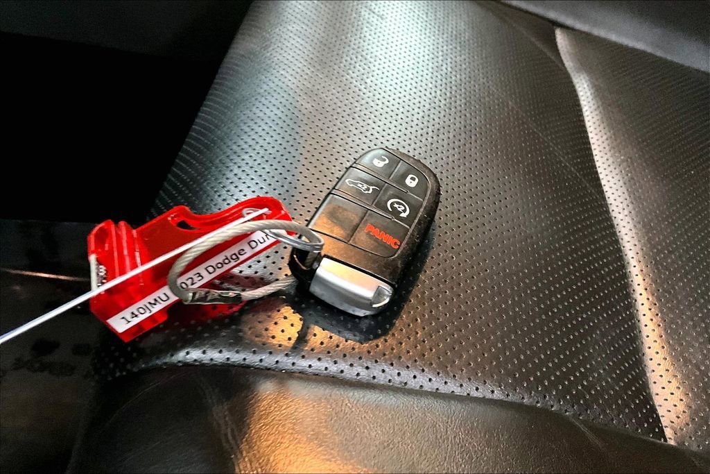 Used 2023 Dodge Durango GT image 35