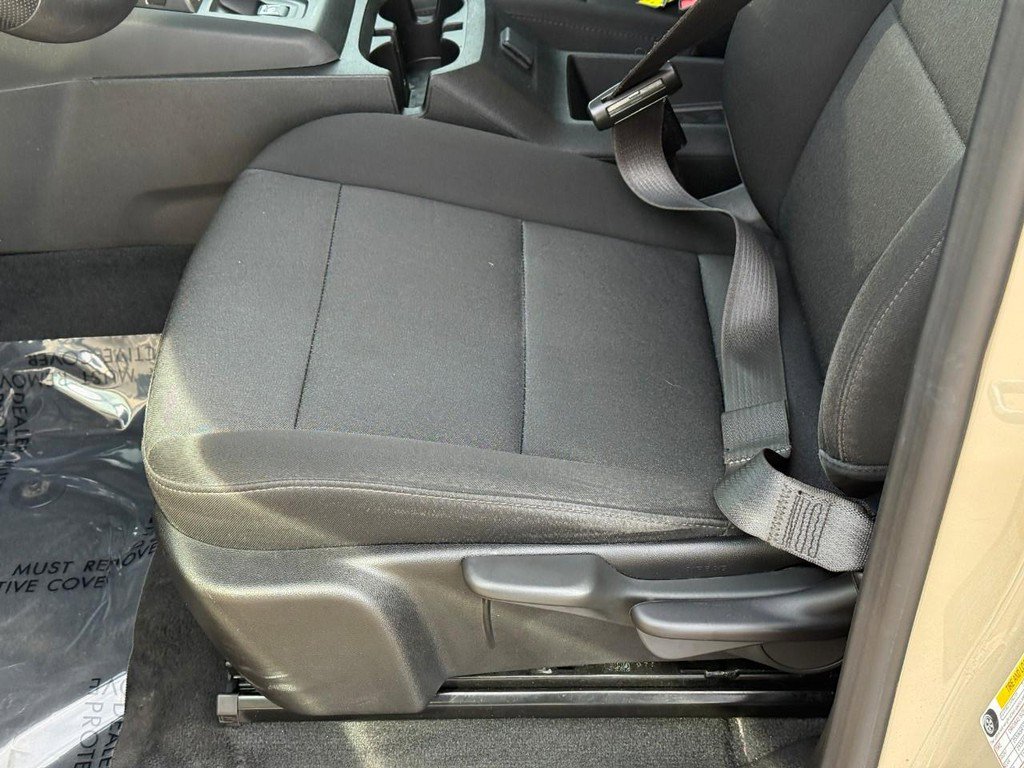 Used 2024 Chevrolet Colorado W/T image 18