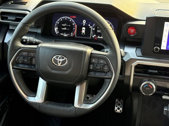 Used 2025 Toyota Tacoma TRD Sport AWD/4WD image 11