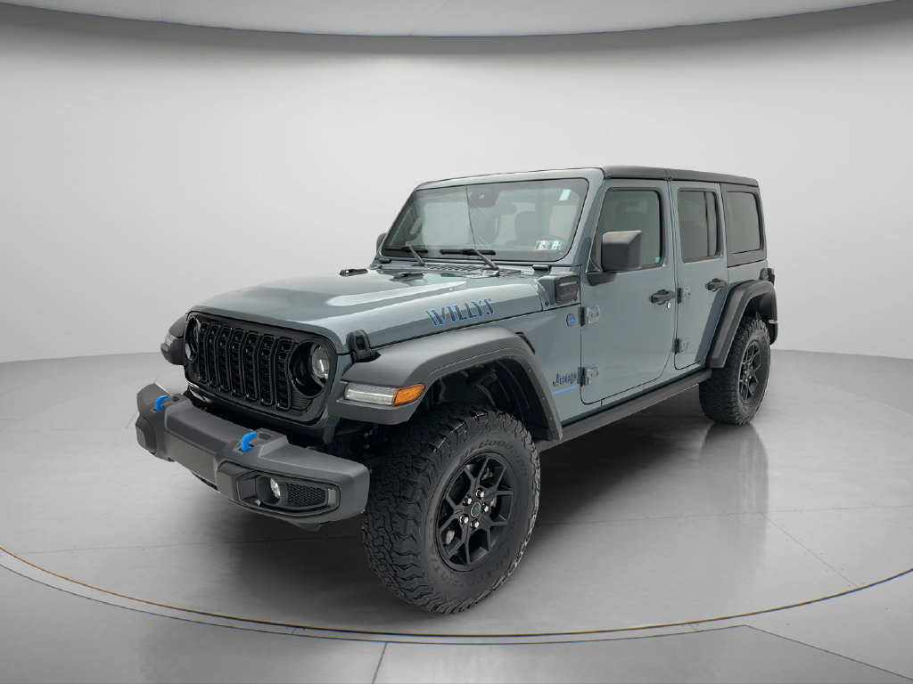Used 2024 Jeep Wrangler Unlimited AWD/4WD image 3