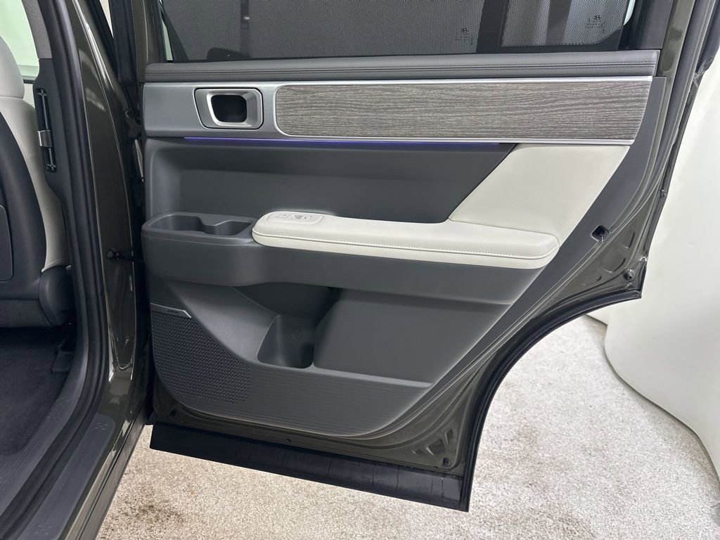 Used 2024 Hyundai Santa Fe Limited image 21