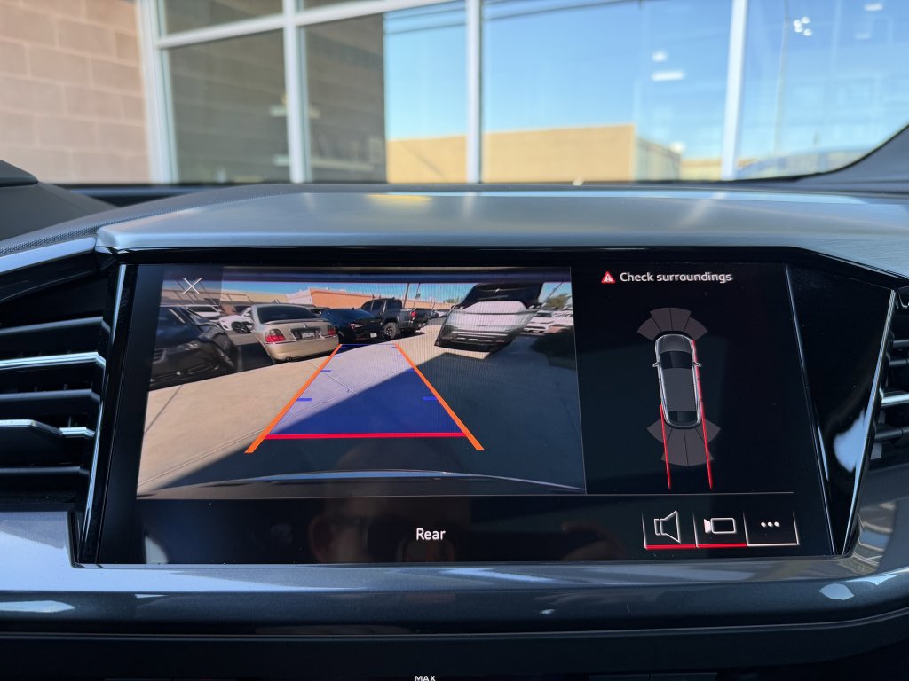 Used 2024 Audi Q4 e-tron Premium w/ Convenience Package image 19