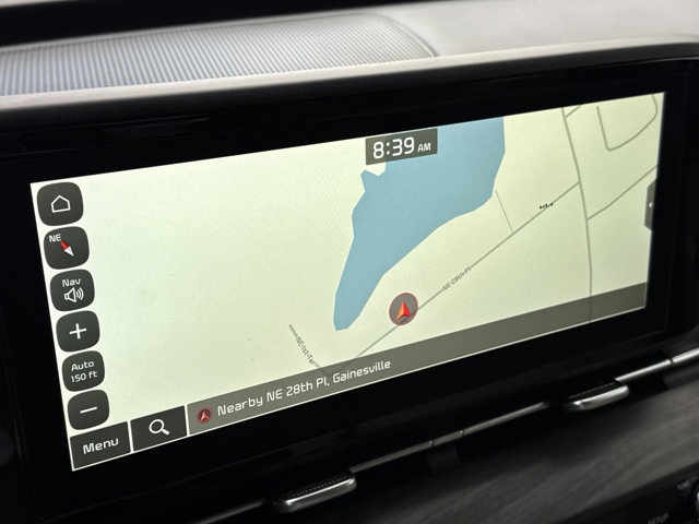 Used 2024 Kia Carnival EX FWD image 24