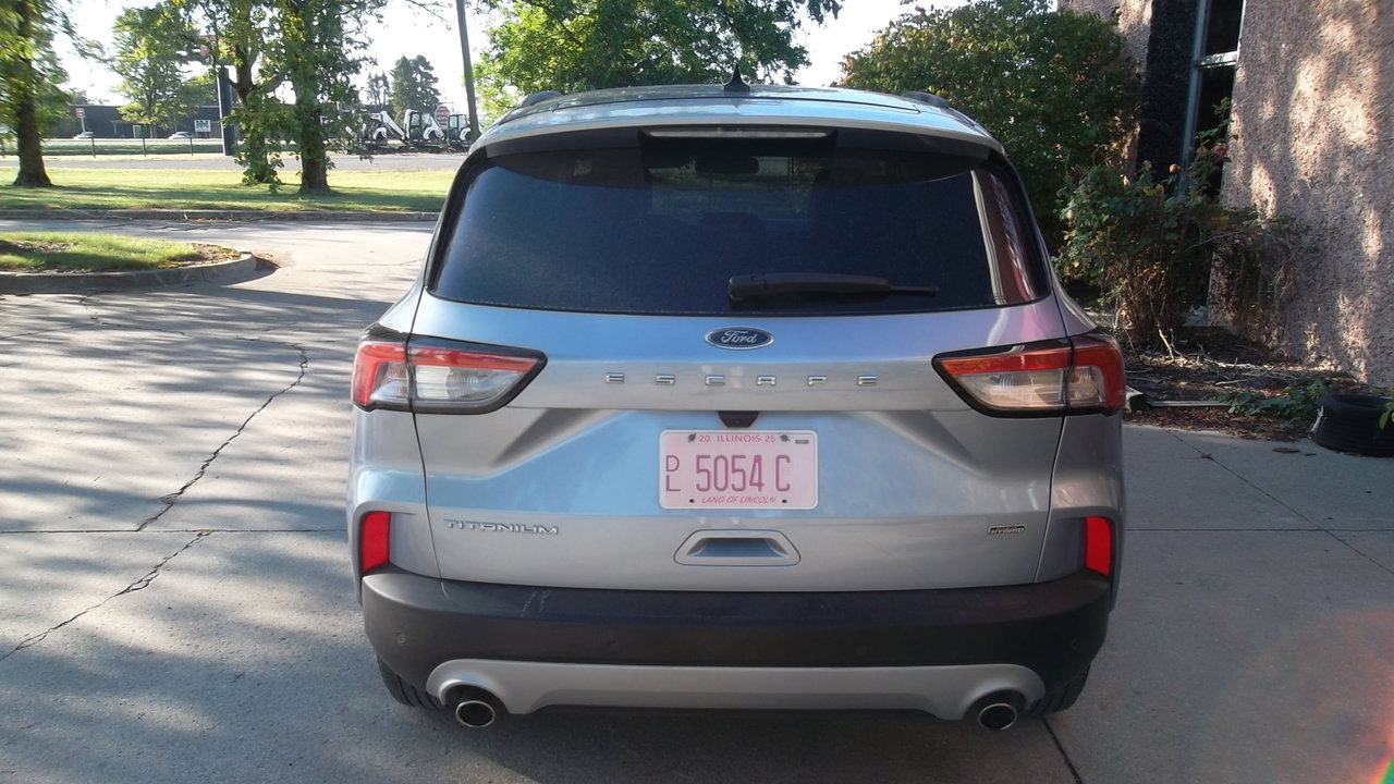 Used 2022 Ford Escape Titanium image 5