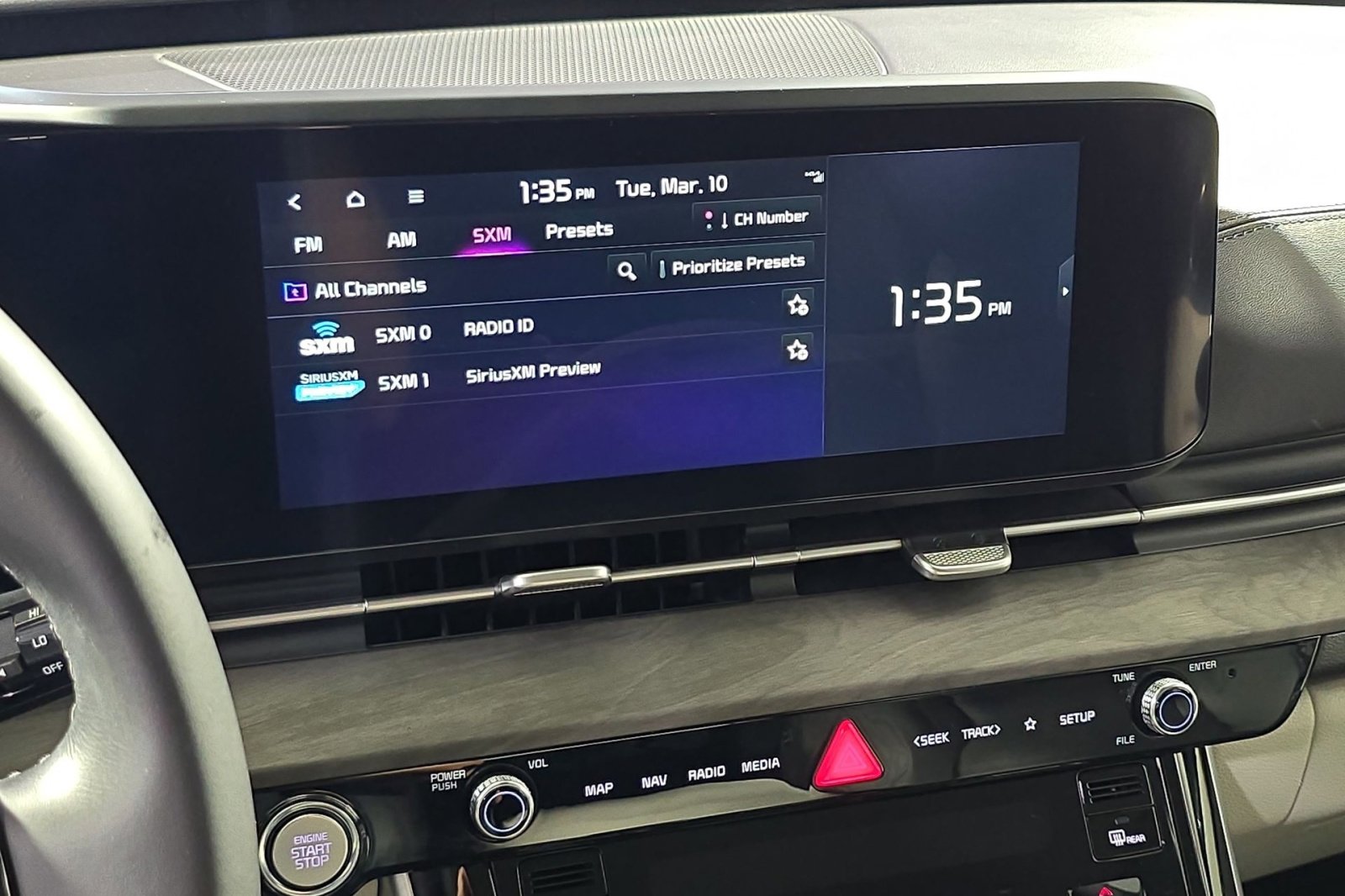 Used 2023 Kia Carnival SX image 23