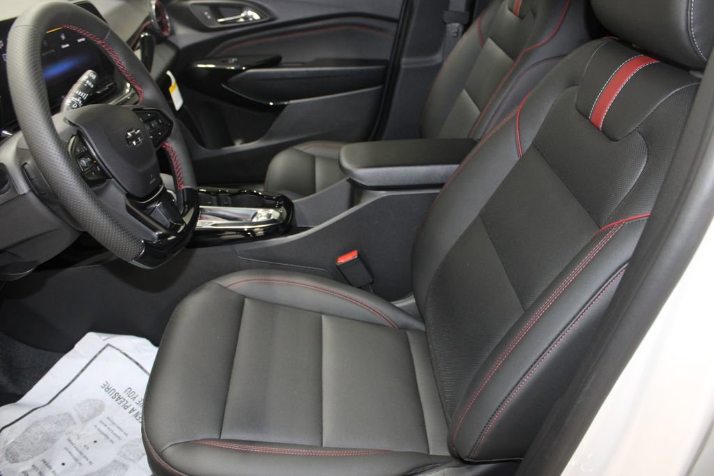 New 2026 Chevrolet Trax RS w/ Sunroof Package image 12