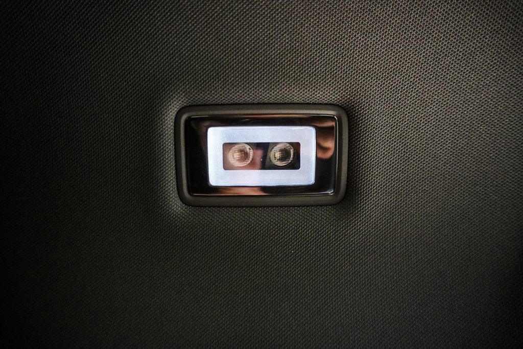 Used 2025 Audi Q5 Premium Plus w/ Premium Plus image 13