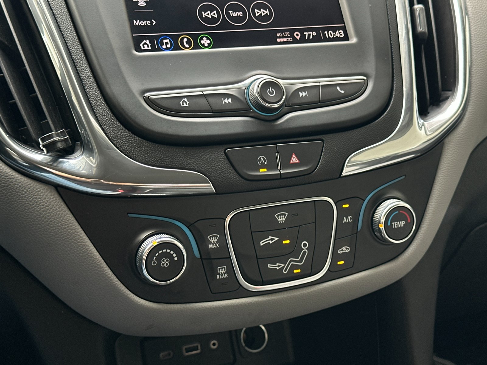 Used 2022 Chevrolet Equinox LS w/ LS Convenience Package FWD image 18