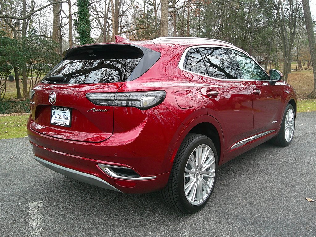 Used 2023 Buick Envision Avenir image 5