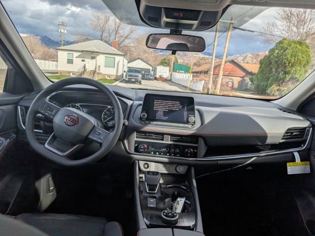 New 2026 Nissan Rogue SV image 7