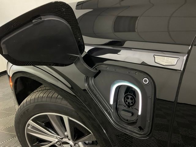 New 2026 Cadillac Vistiq Sport w/ LPO, Floor Liner Package image 36