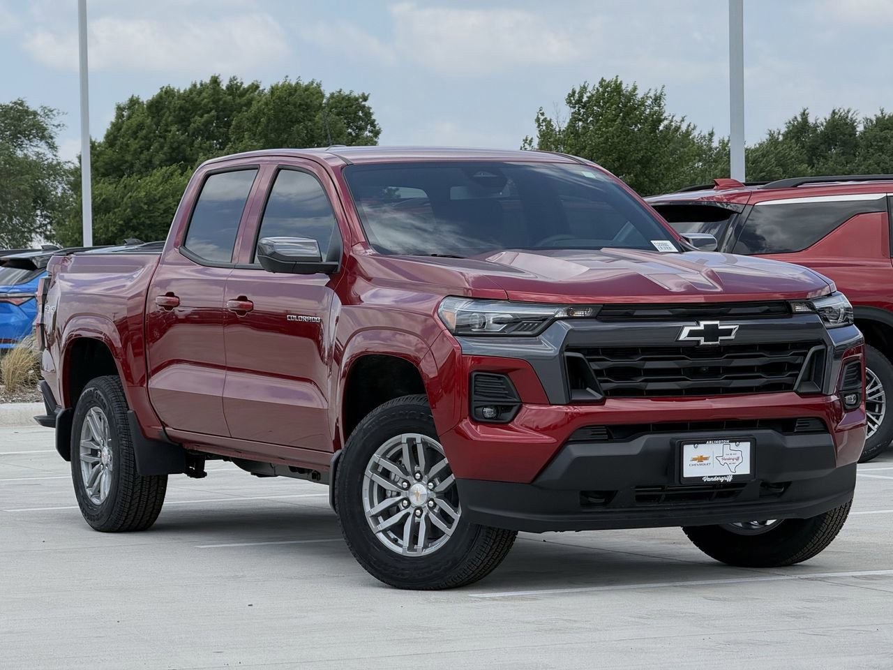 New 2026 Chevrolet Colorado LT w/ LT Convenience Package AWD/4WD image 2
