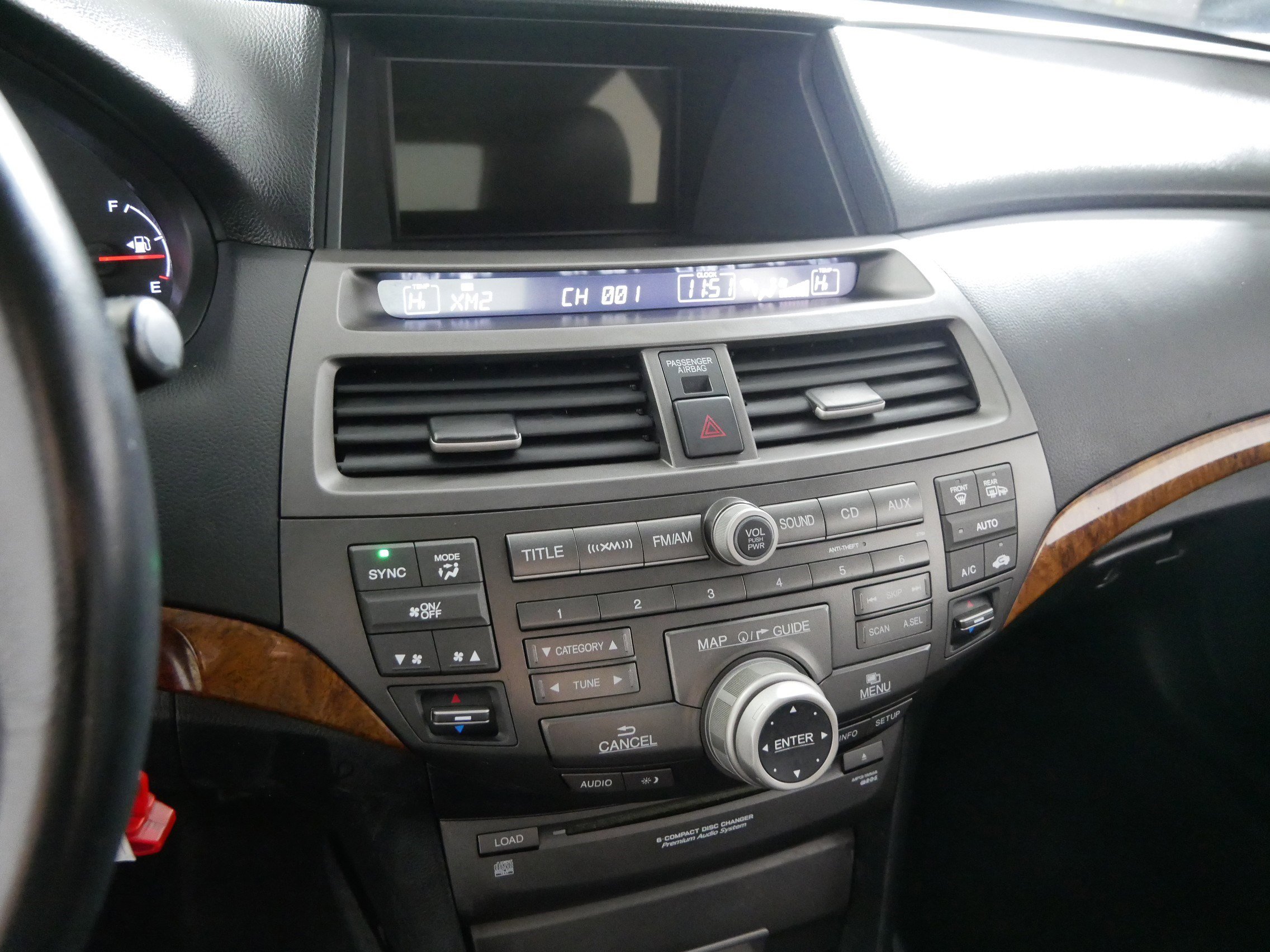 Used 2011 Honda Accord EX-L image 22