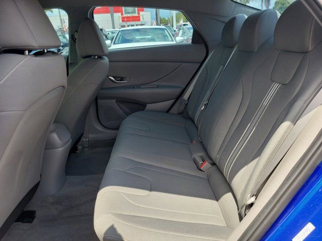 Certified 2023 Hyundai Elantra SEL FWD image 7