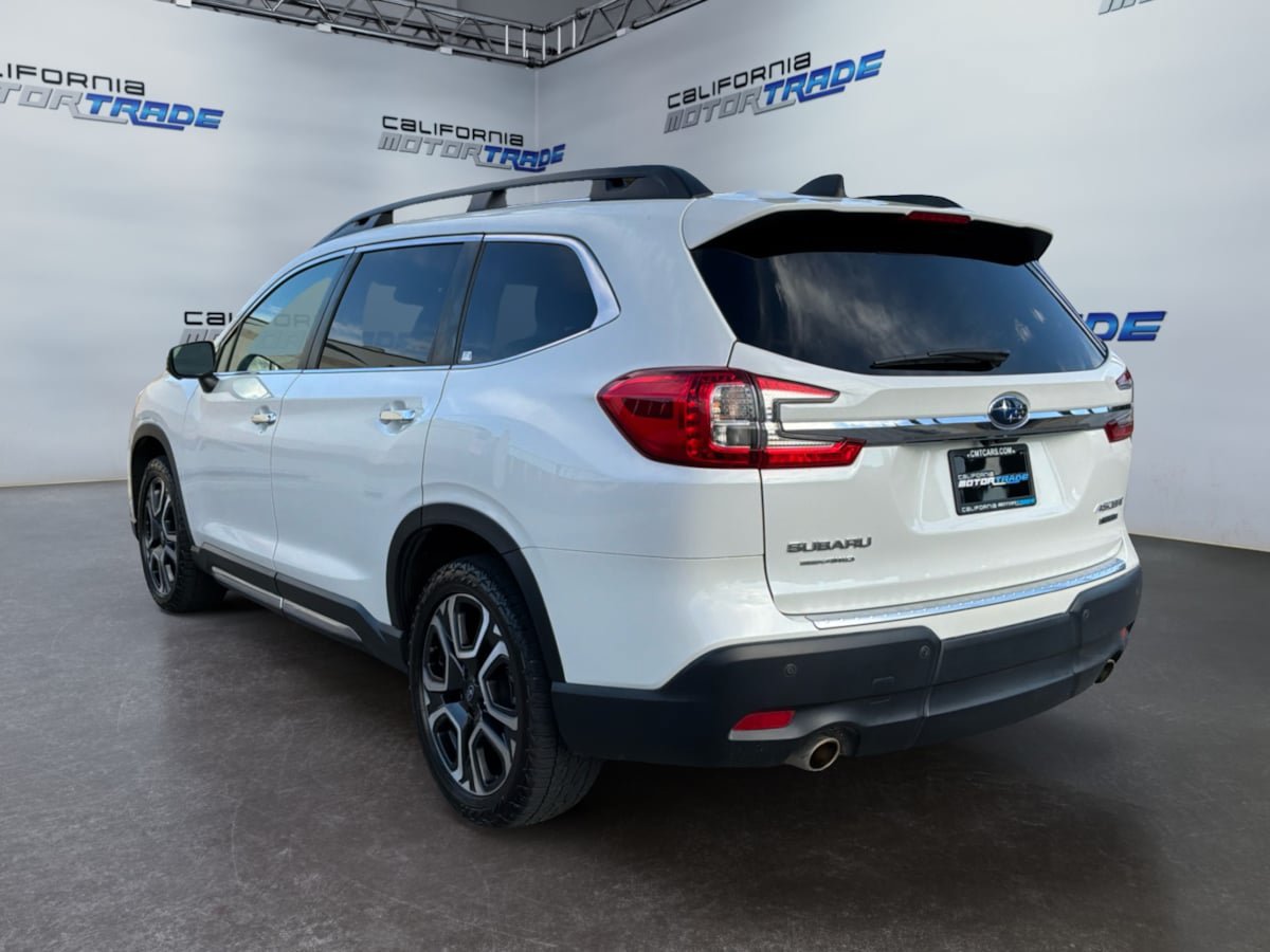 Used 2023 Subaru Ascent Touring AWD/4WD image 7