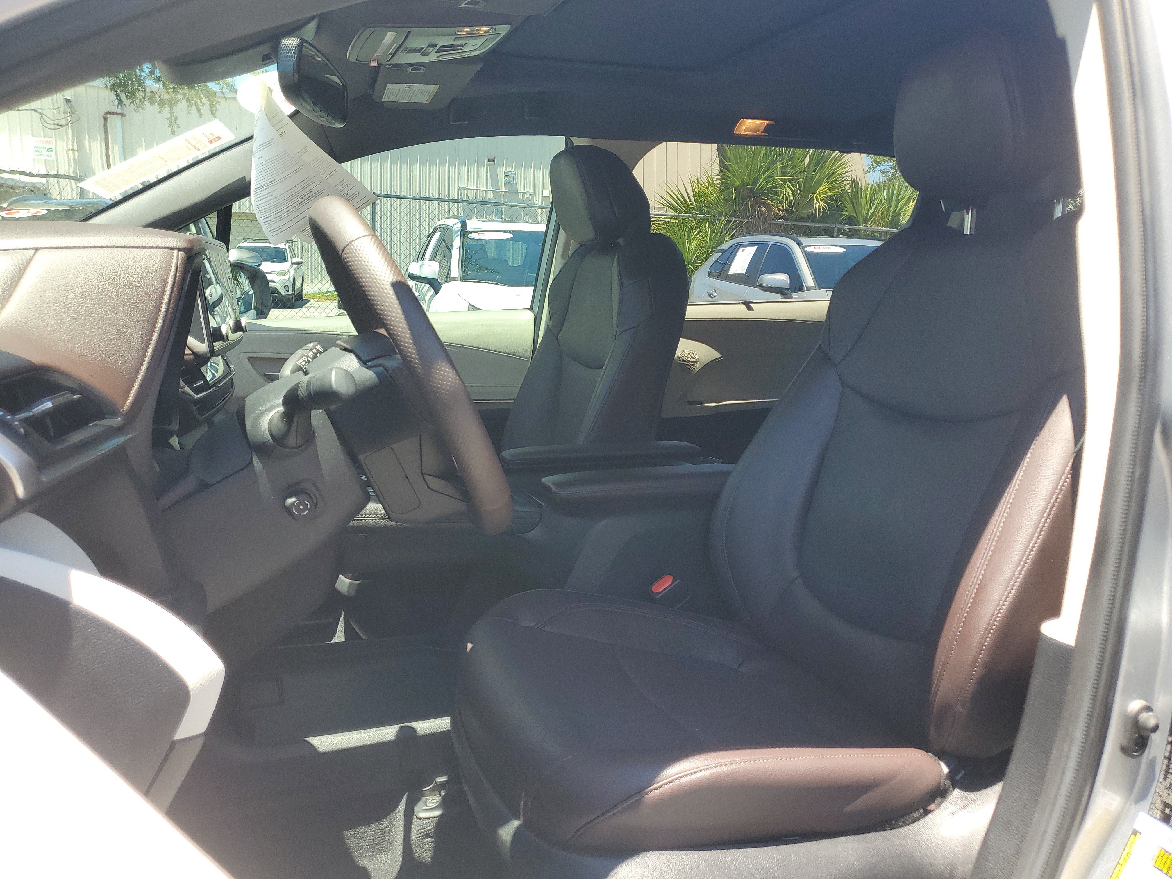 Certified 2023 Toyota Sienna Platinum FWD image 19