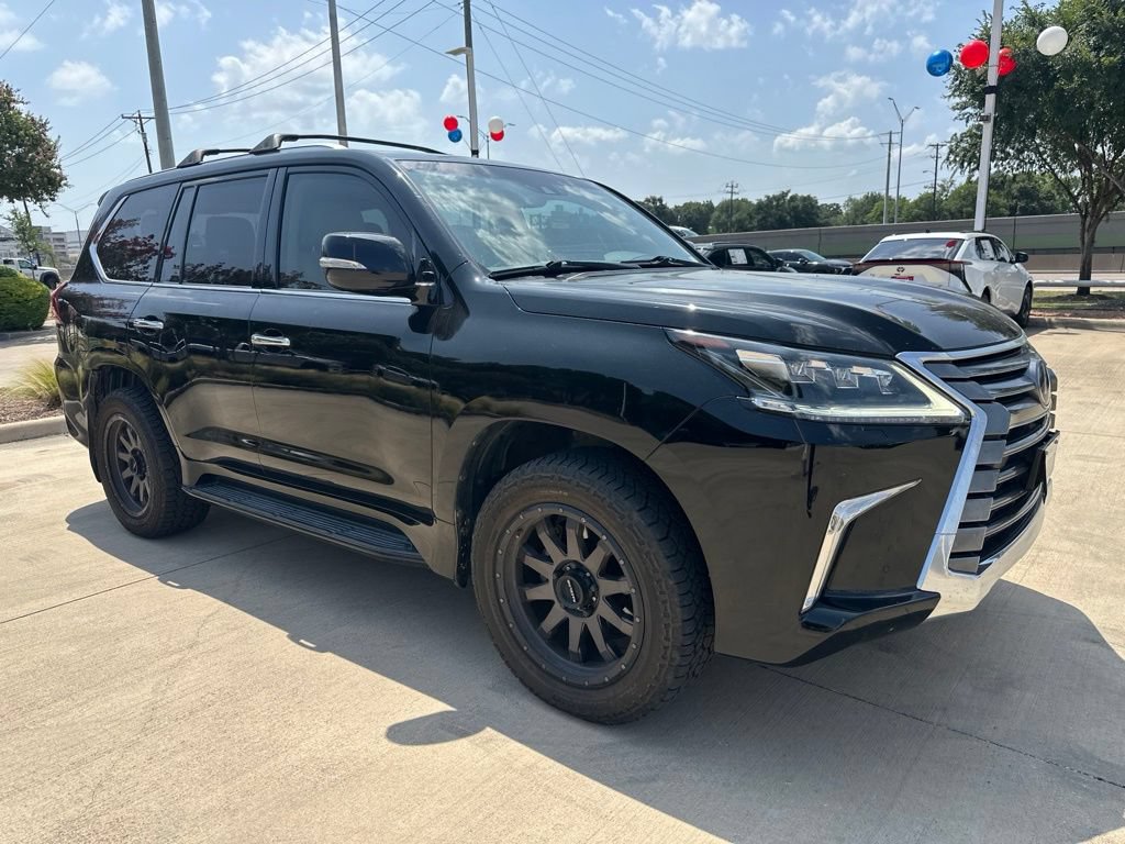 Used 2017 Lexus LX 570 4WD w/ Luxury Package image 8