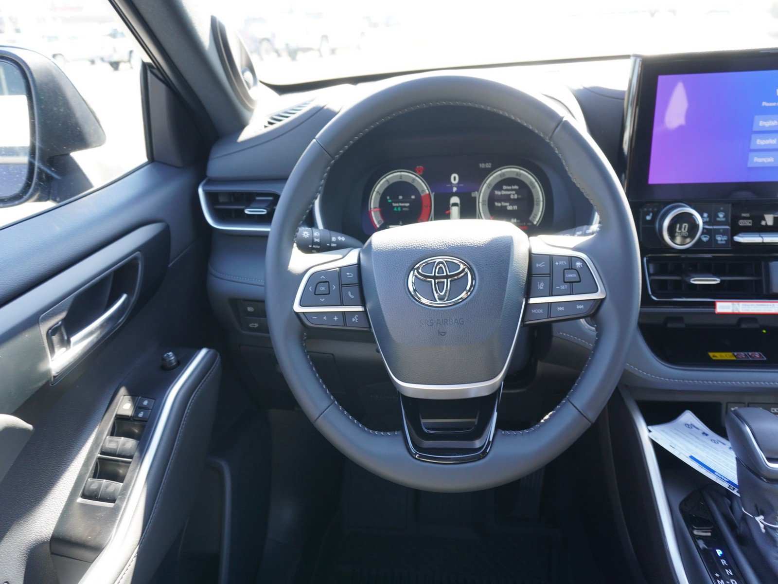 New 2025 Toyota Highlander XSE image 17