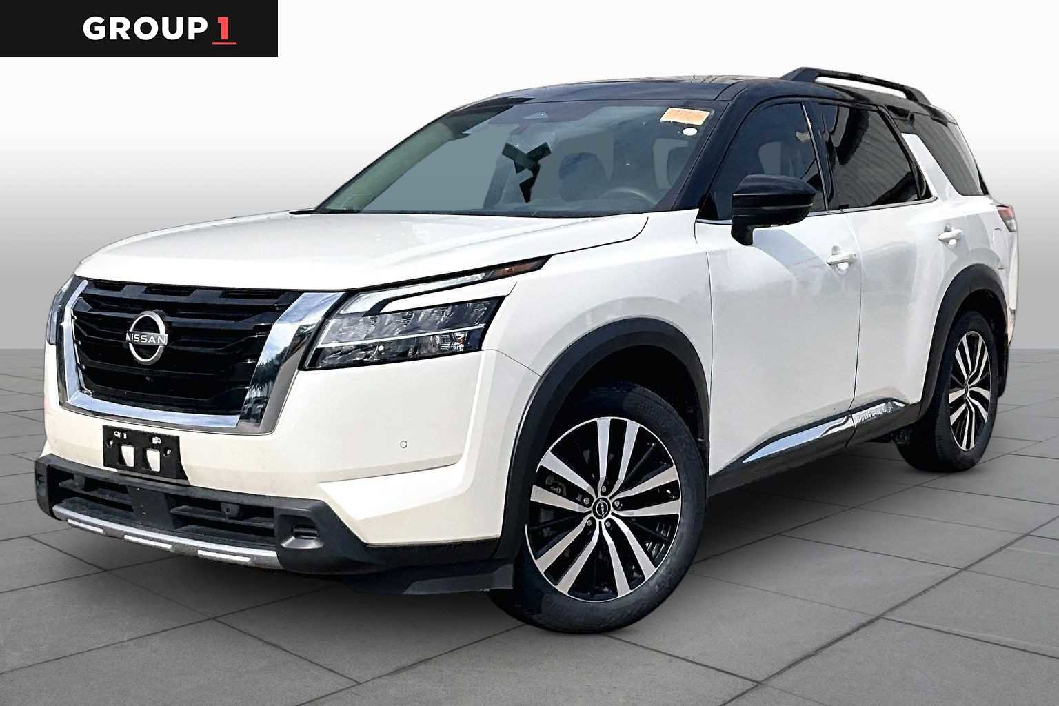 Certified 2024 Nissan Pathfinder Platinum w/ Cargo Package FWD image 1