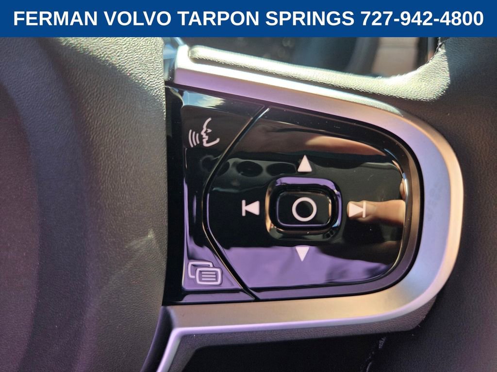 New 2026 Volvo XC90 B6 Plus w/ Protection Package Premier image 30