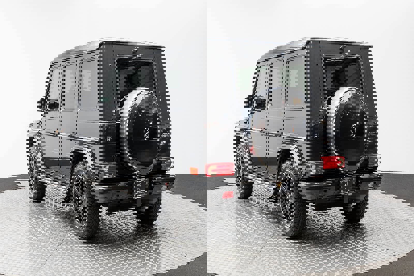 Used 2014 Mercedes-Benz G 63 AMG 4MATIC image 4