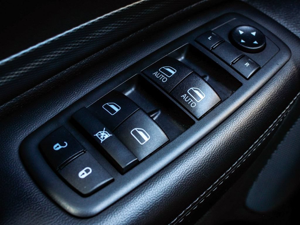 Used 2021 Dodge Durango GT w/ Blacktop Package AWD/4WD image 10
