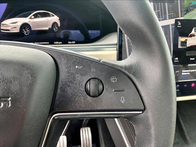 Used 2023 Tesla Model X Plaid image 18