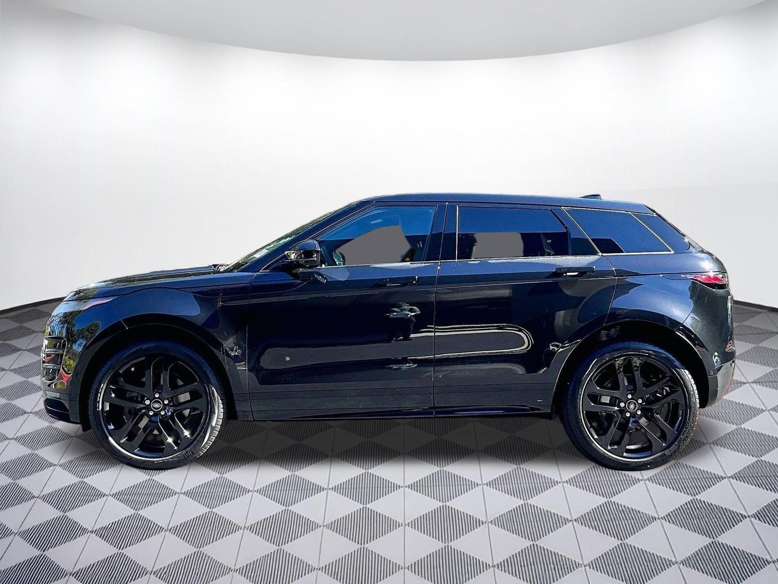 New 2026 Land Rover Range Rover Evoque Dynamic SE AWD/4WD image 2