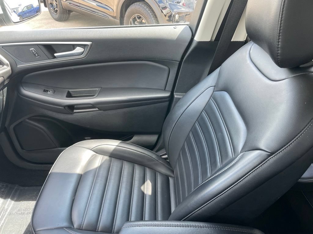 Used 2024 Ford Edge SEL AWD/4WD image 17