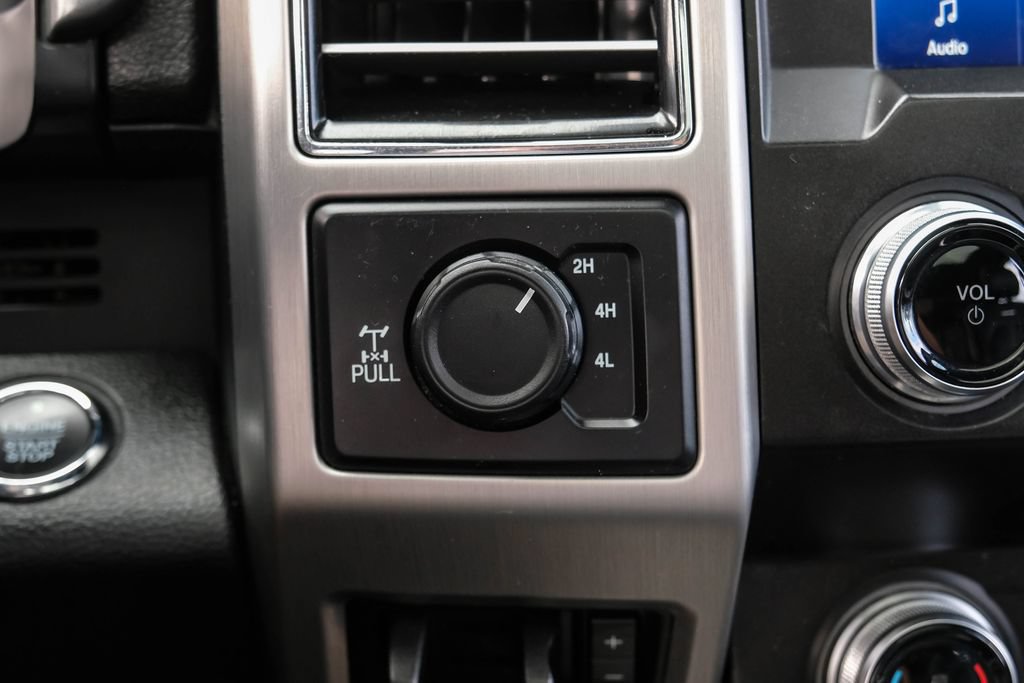 Used 2019 Ford F250 Platinum w/ Platinum Ultimate Package AWD/4WD image 30