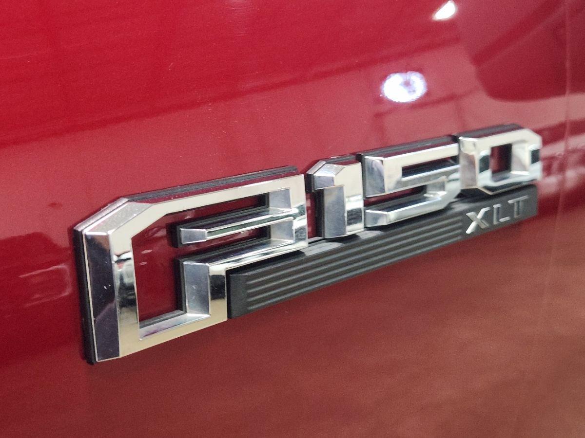Used 2016 Ford F150 XLT w/ Equipment Group 302A Luxury RWD image 26