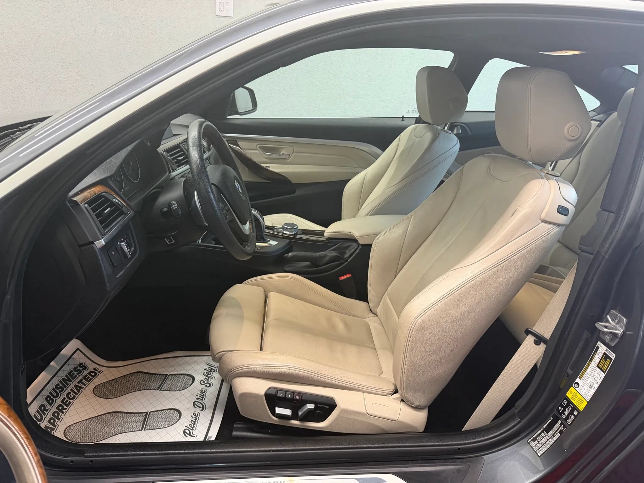 Used 2017 BMW 430i xDrive Coupe AWD/4WD image 9