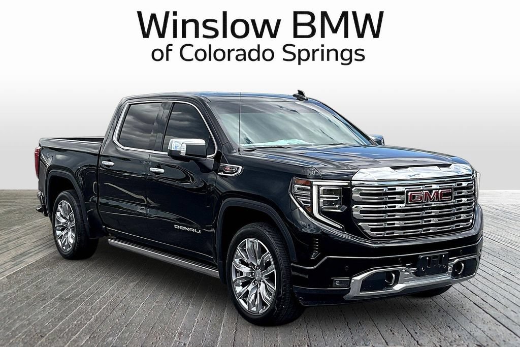 Used 2024 GMC Sierra 1500 Denali w/ Denali Reserve Package AWD/4WD image 1